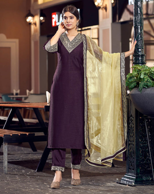 Women silk blend kurta pant dupatta set