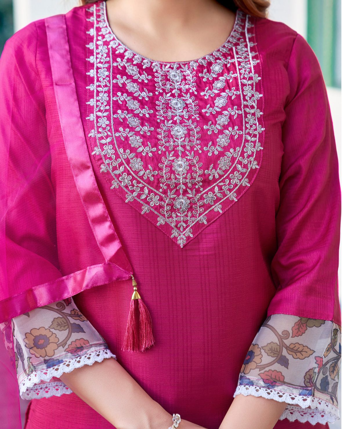 Women silk blend kurta pant dupatta set