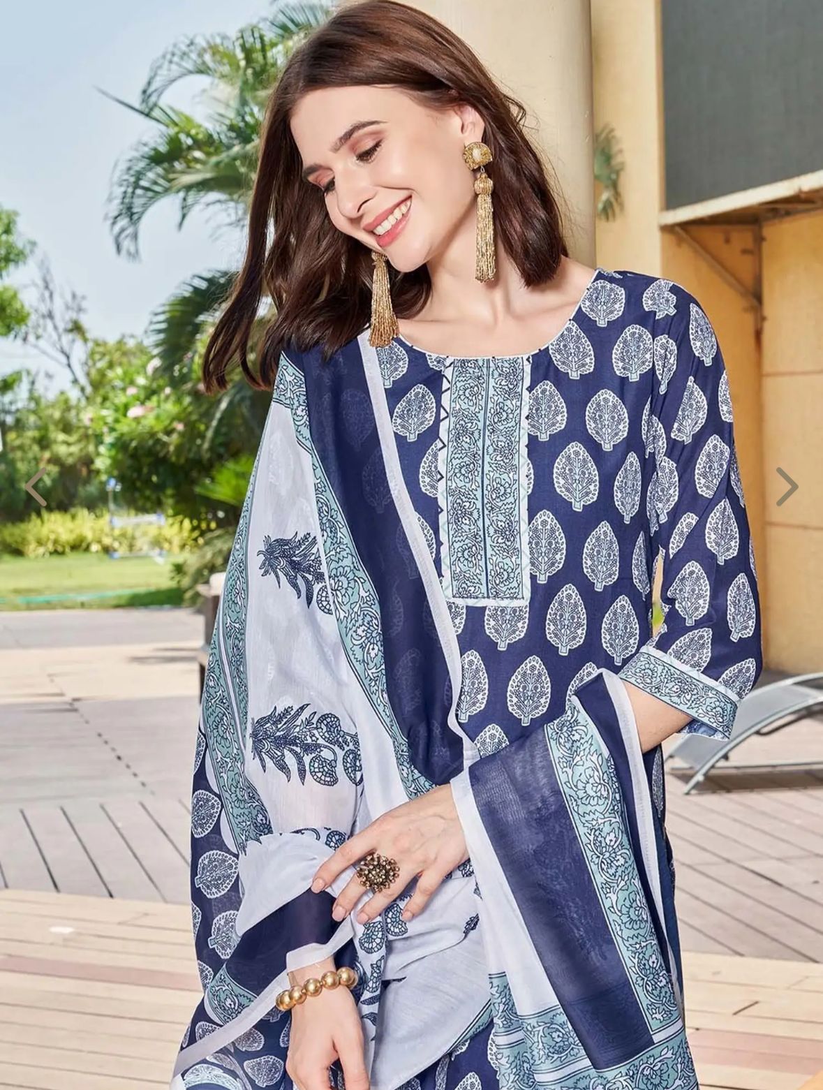 White & Blue Floral Kurta With Pant & Dupatta