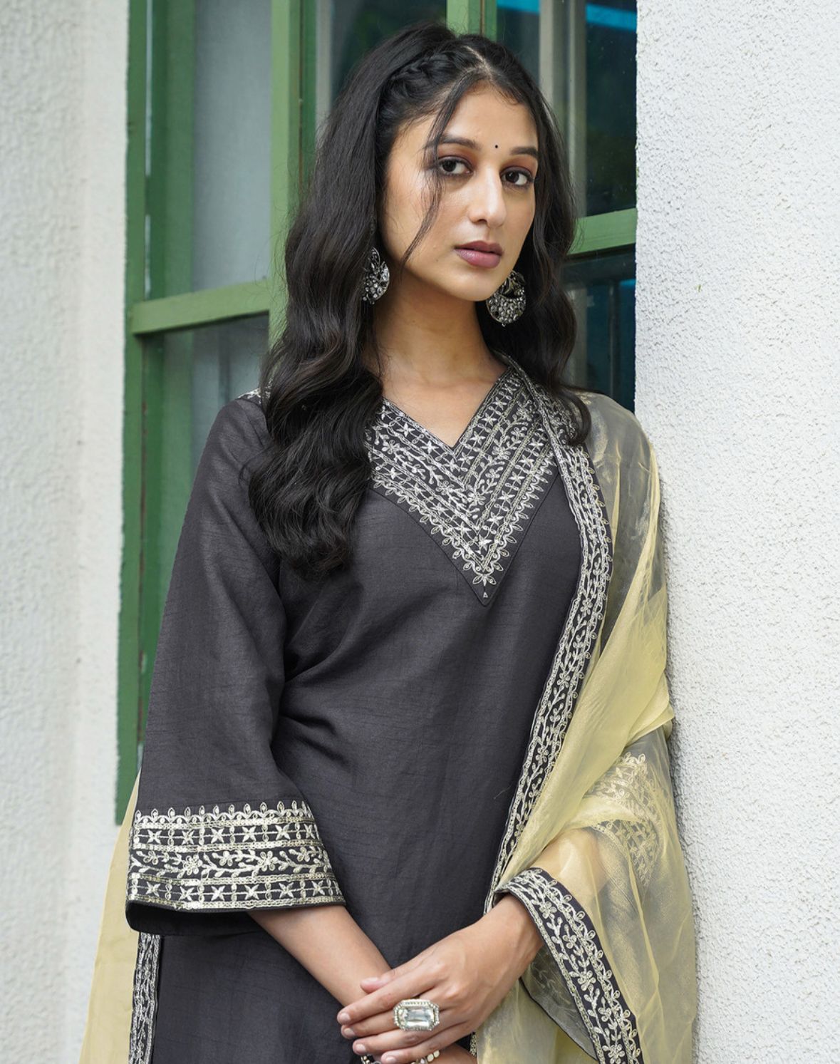 Women silk blend kurta pant & dupatta set