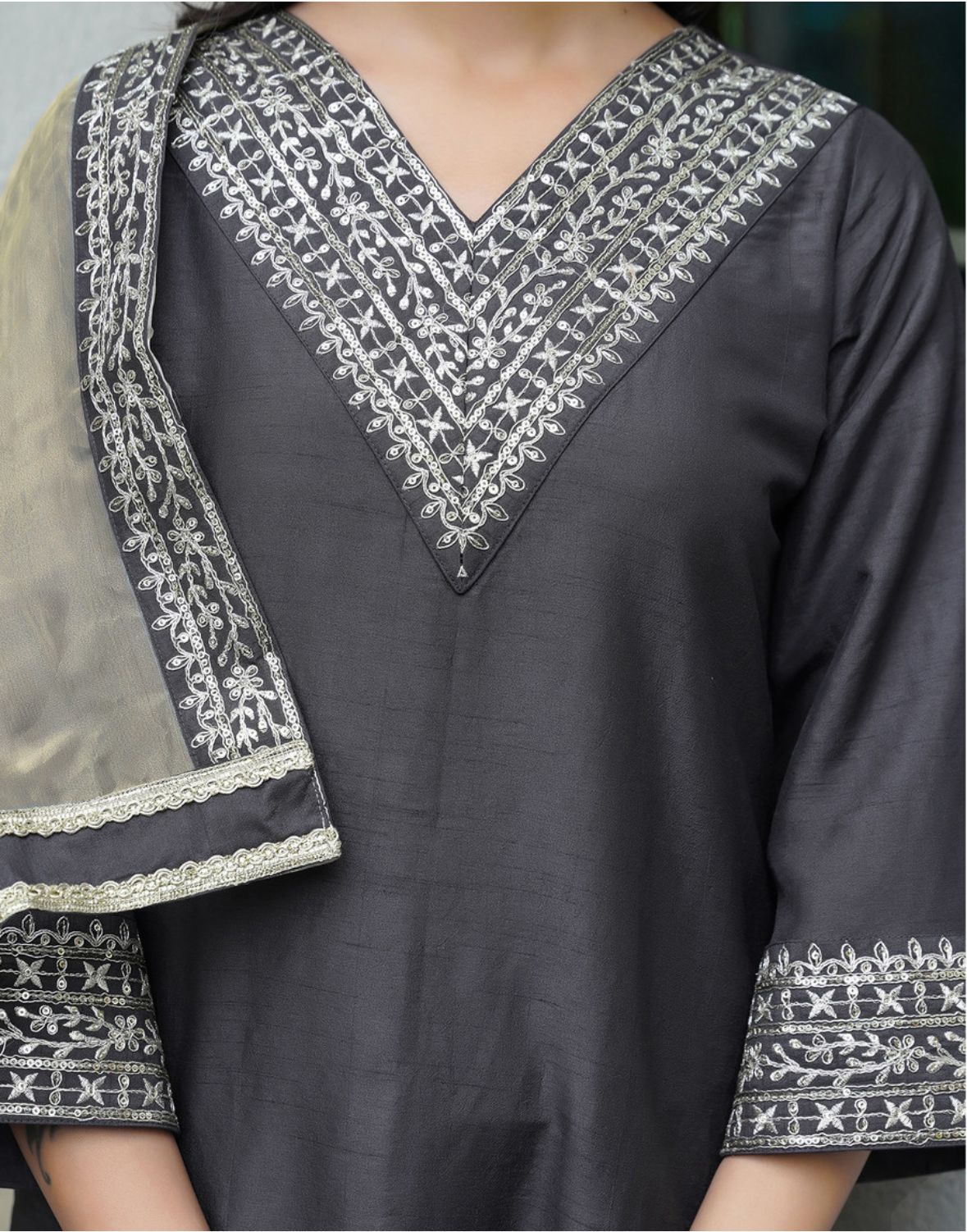 Women silk blend kurta pant & dupatta set
