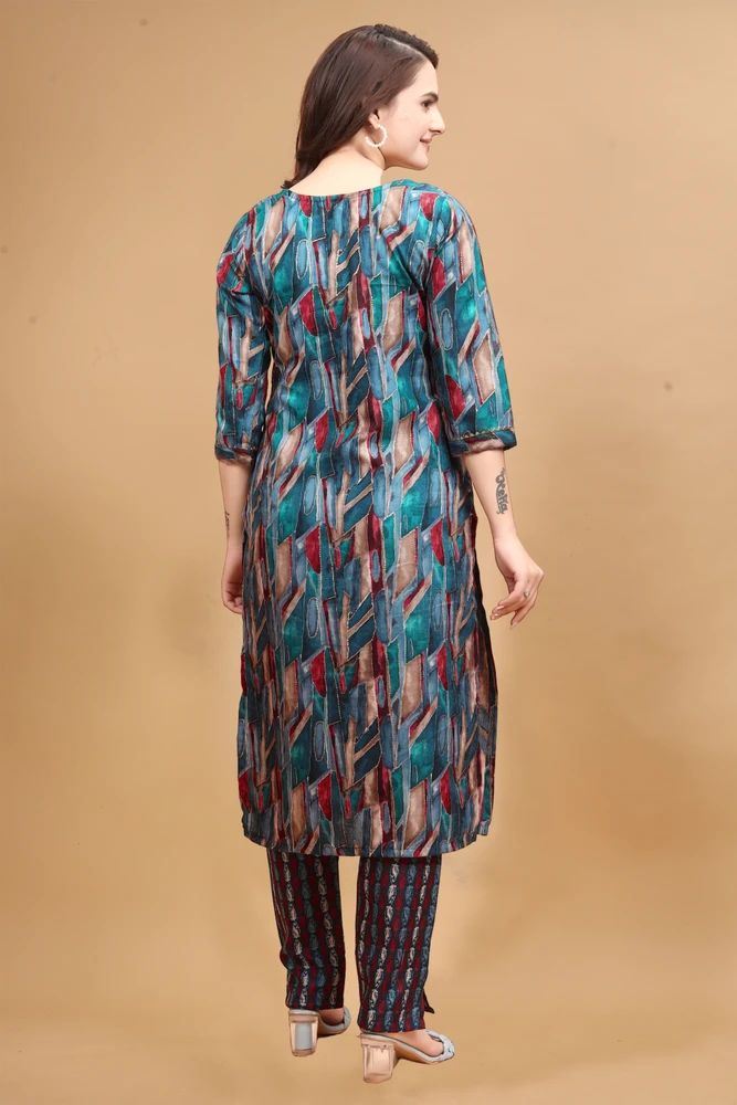 Women daily wear printed kurti pant set
