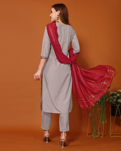 Women cotton blend kurta dupatta set