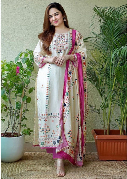 Maslin embroidery sequence printed kurta set