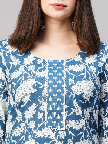 Women Floral Printed Cotton Kurta with Trousers