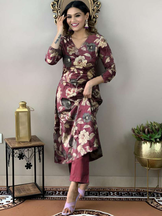 Women maroon floral printed dailywear kurti pant set