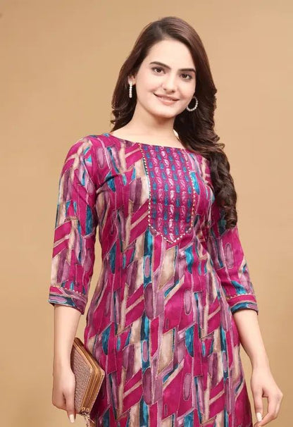 Women dailywear red printed kurti pant set